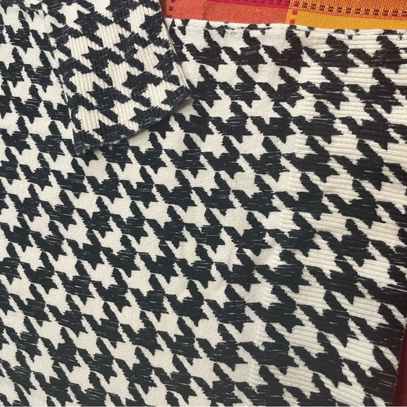 Cardigan - Picture 9 of 9